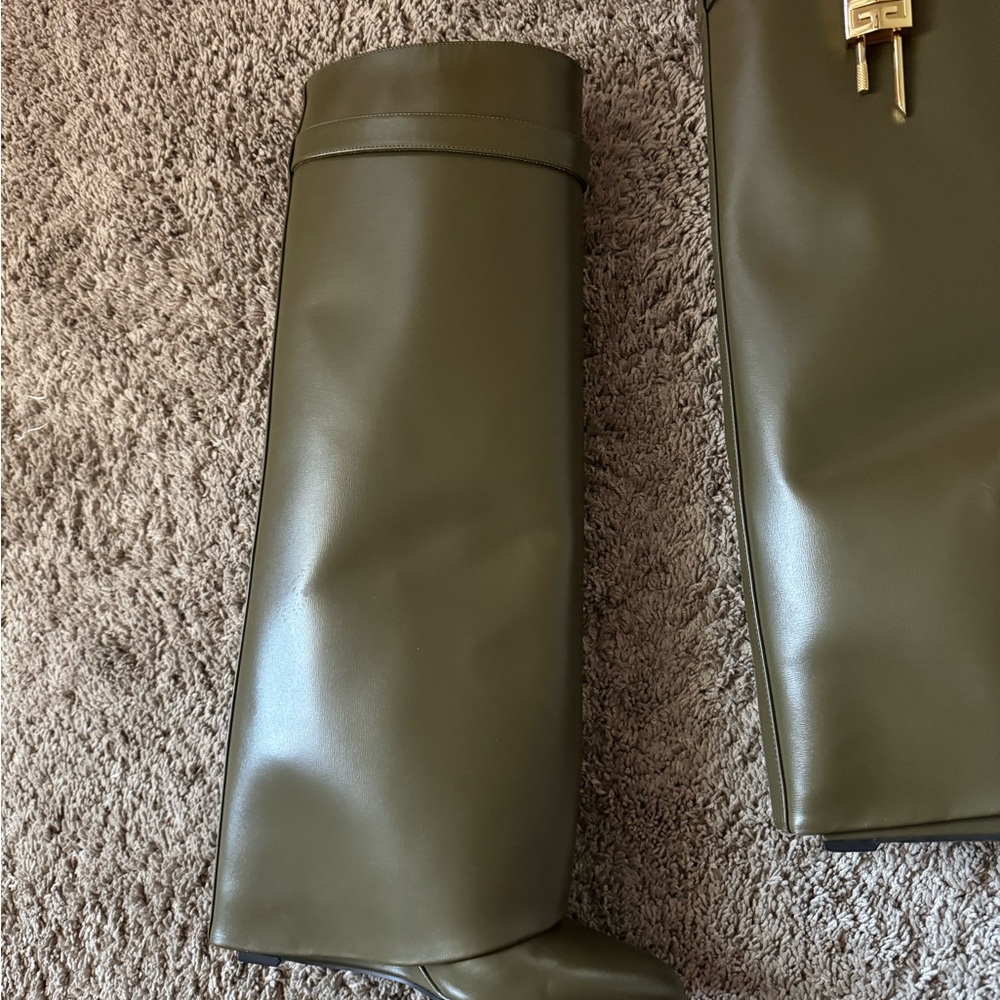 Givenchy Shark Boots Olive Green - Picture 3 of 10
